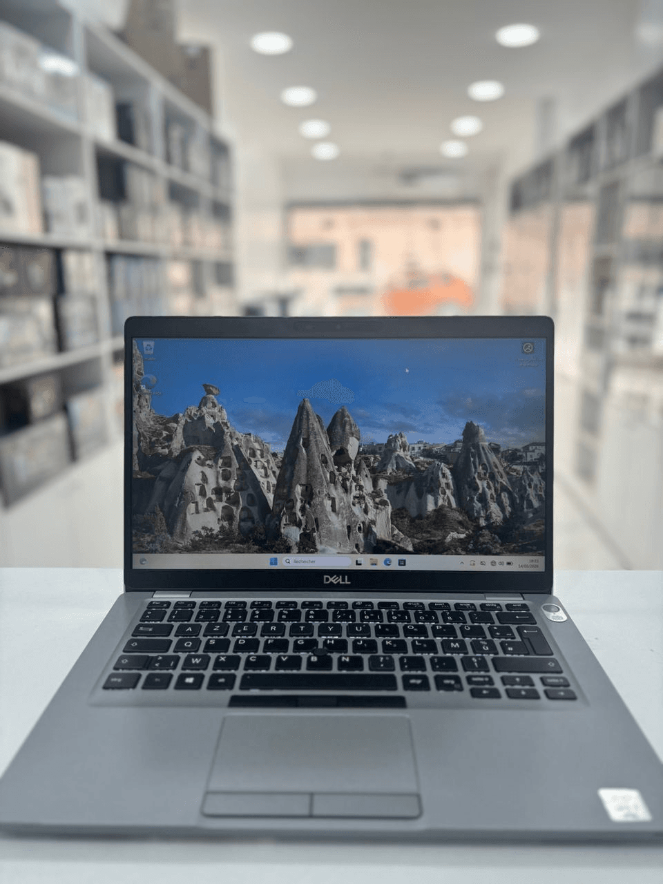 DELL LATITUDE 5410 i7 — vue 1
